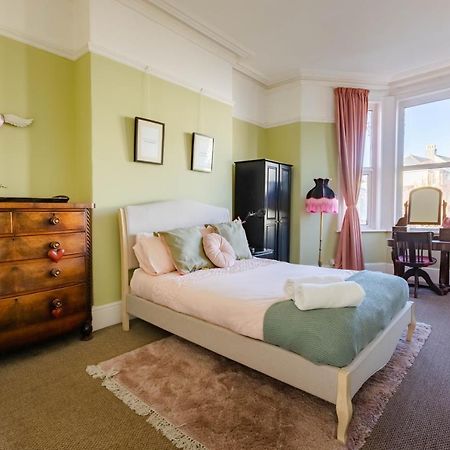 5-Bed House With Distant Sea Views In Plymouth Villa Esterno foto