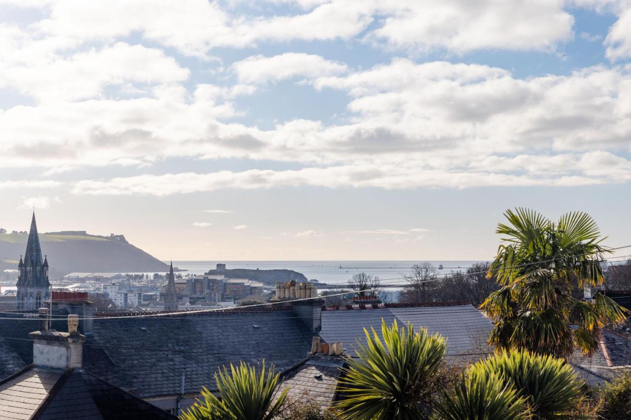 5-Bed House With Distant Sea Views In Plymouth Villa Esterno foto