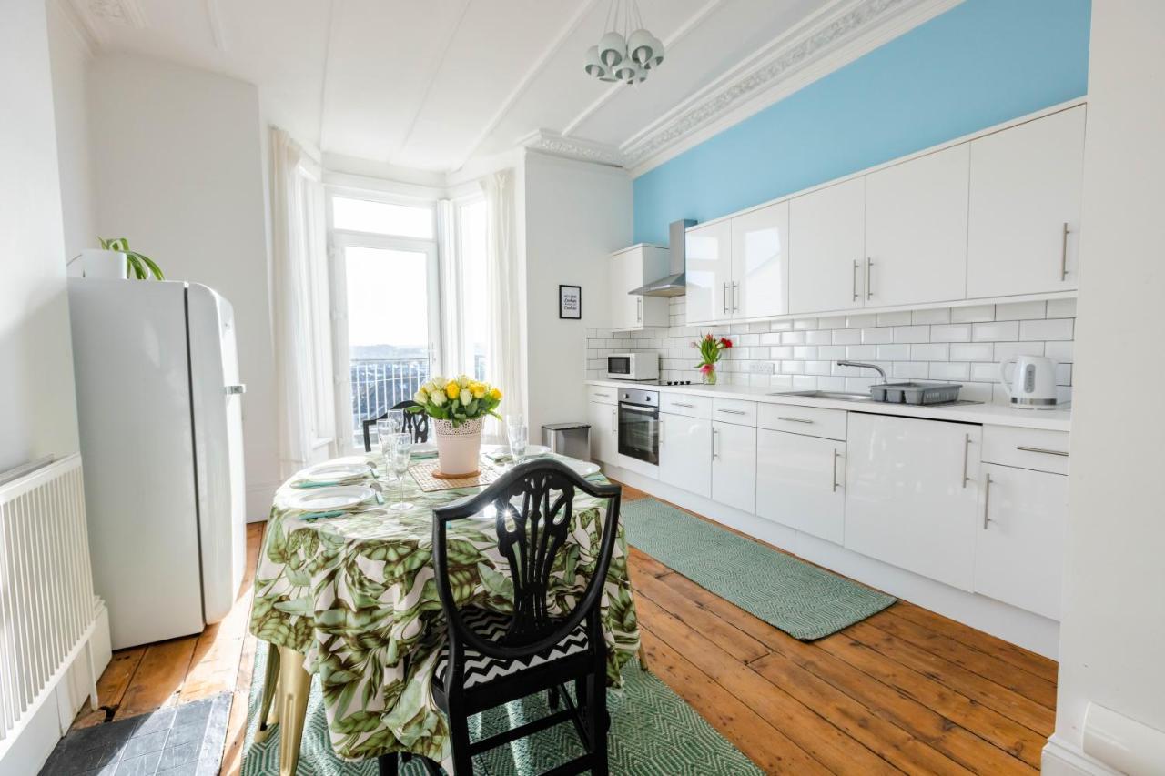 5-Bed House With Distant Sea Views In Plymouth Villa Esterno foto